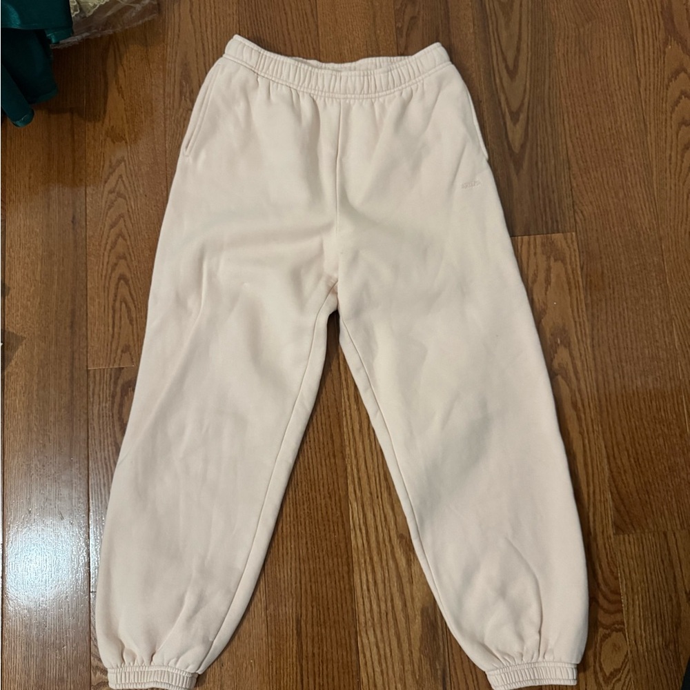 Aritzia Mega Cozy Fleece Joggers Seashell Pink